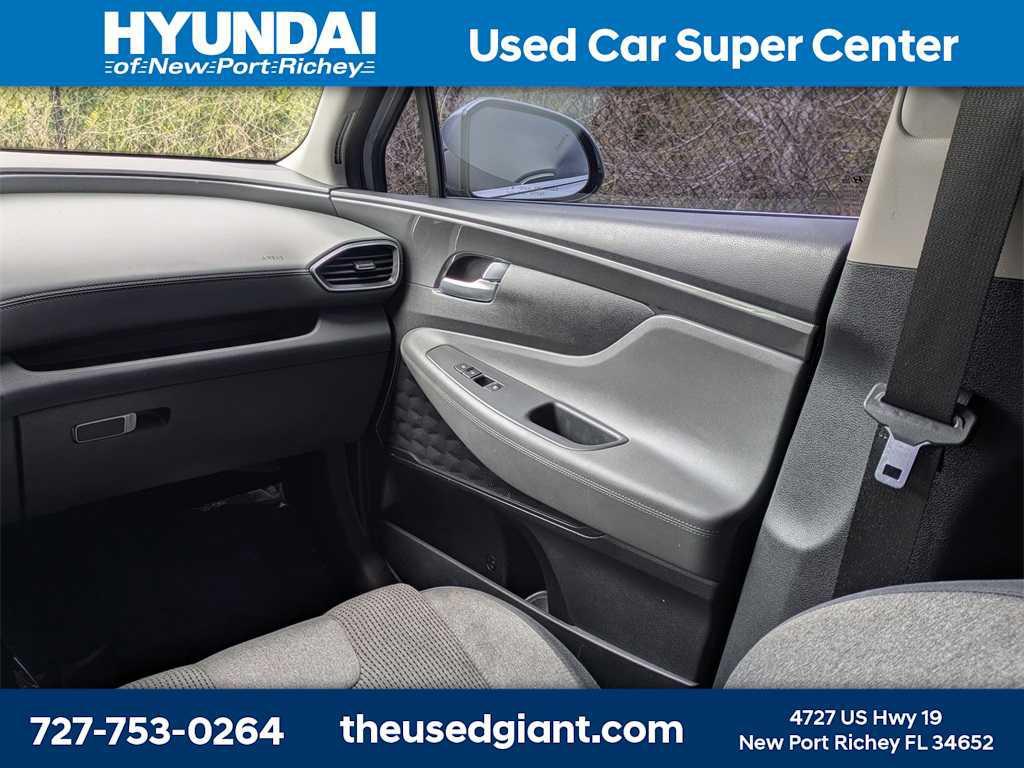 used 2021 Hyundai Santa Fe car, priced at $15,998