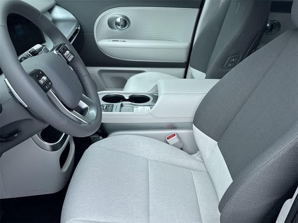 new 2026 Hyundai IONIQ 9 car, priced at $65,312