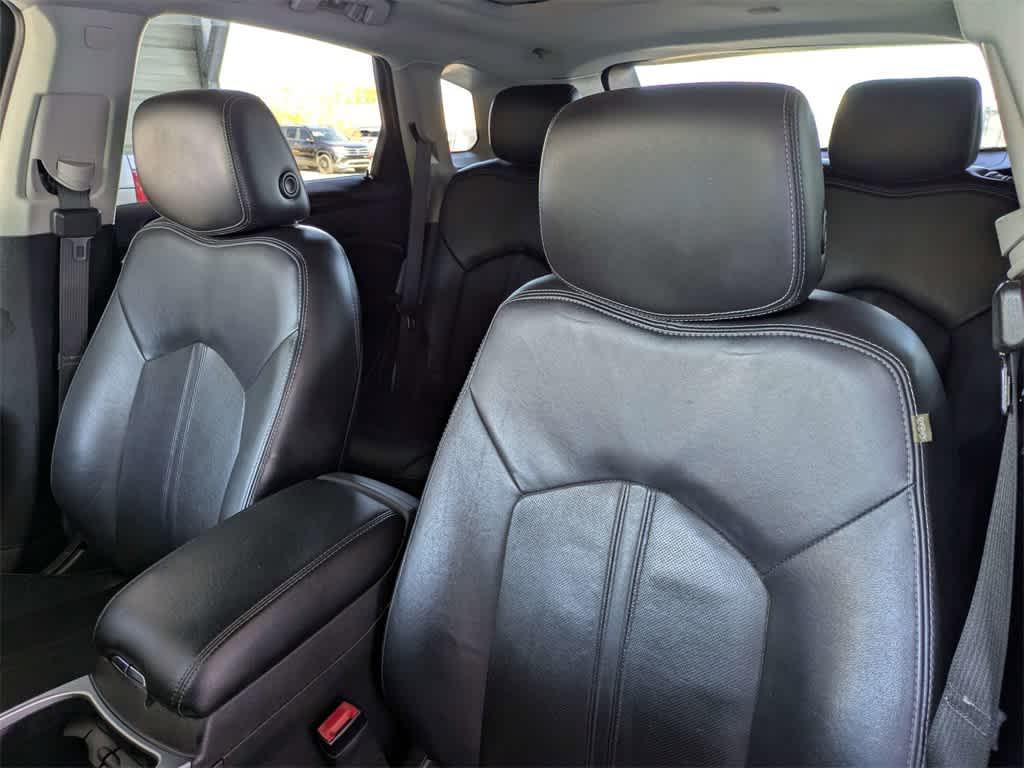 used 2015 Cadillac SRX car, priced at $11,880