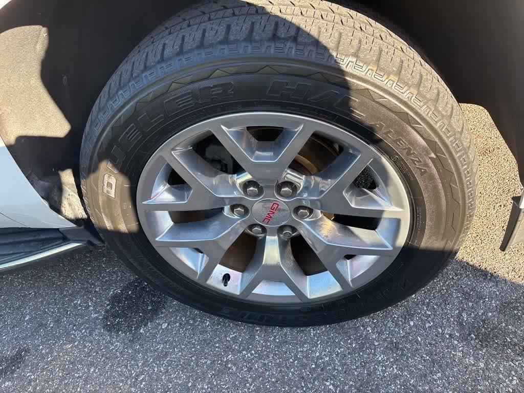 used 2018 GMC Yukon XL car, priced at $15,510