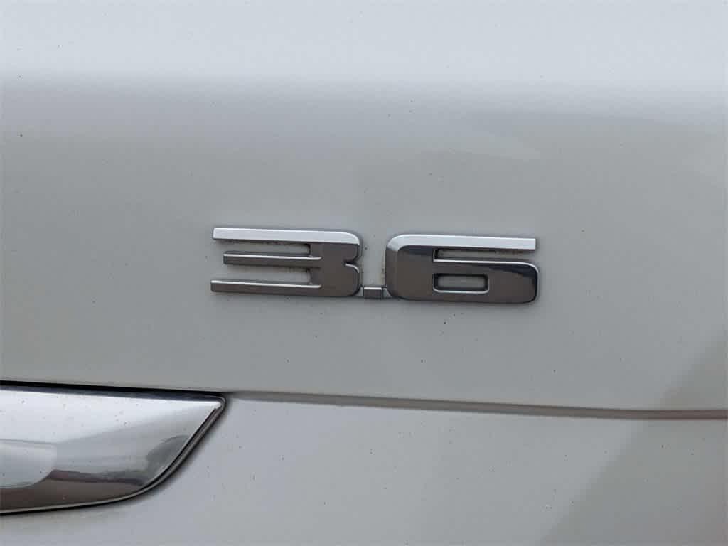 used 2018 Cadillac XT5 car, priced at $16,998