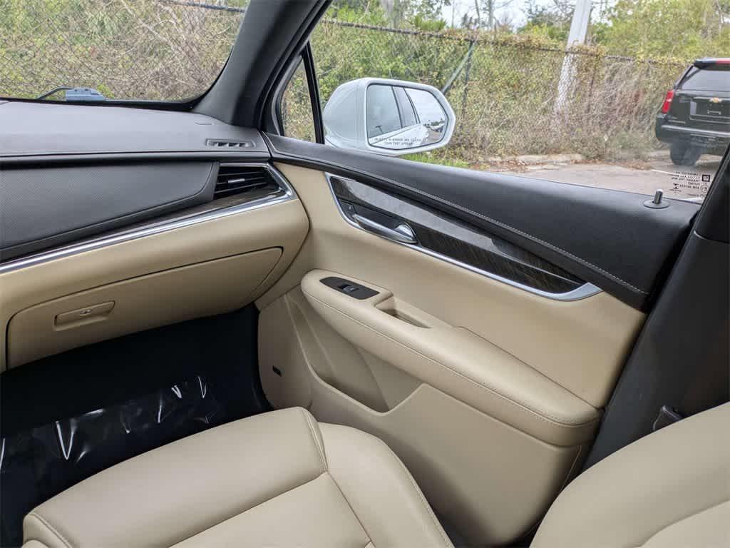 used 2018 Cadillac XT5 car, priced at $16,998