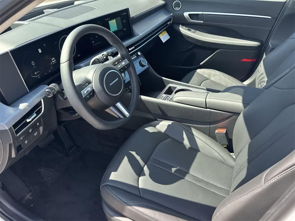 new 2025 Hyundai Sonata Hybrid car, priced at $35,595
