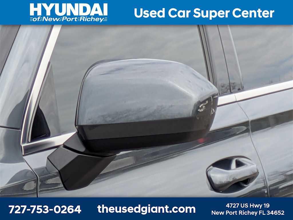 used 2021 Hyundai Palisade car, priced at $15,714