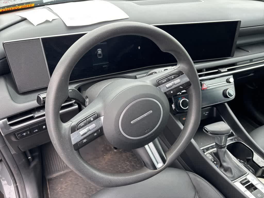 used 2025 Hyundai SANTA CRUZ car, priced at $26,292