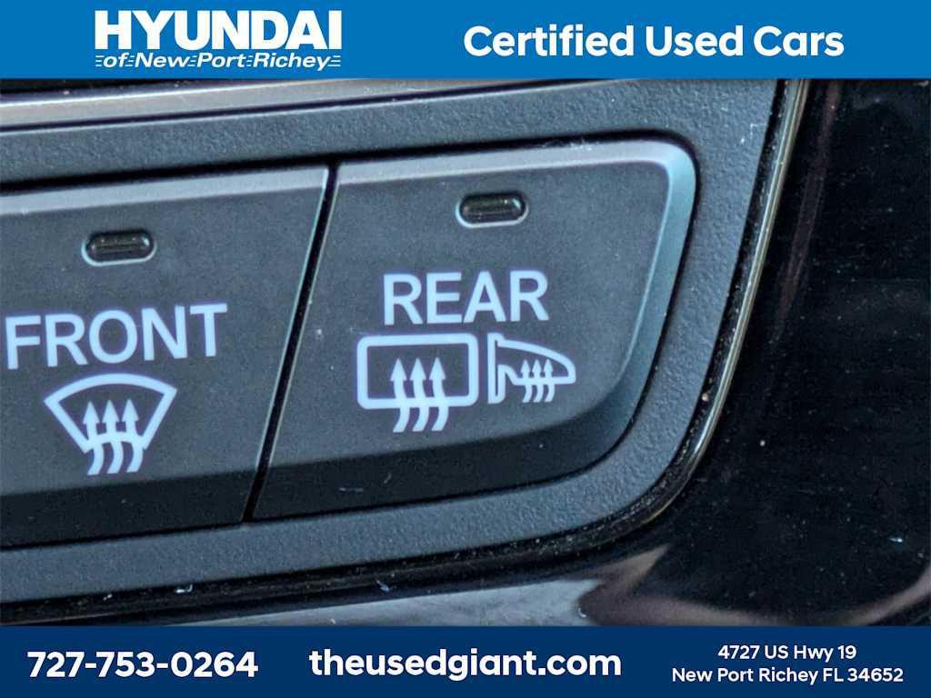 2017 Modern Steel Metallic Honda Pilot