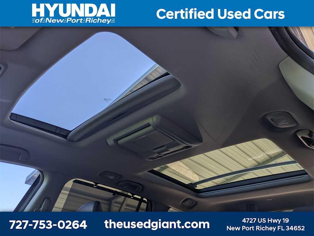 2017 Modern Steel Metallic Honda Pilot