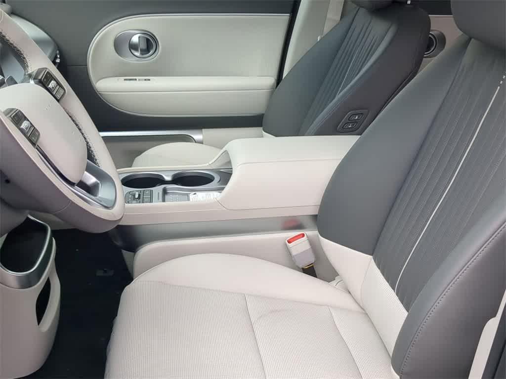 new 2026 Hyundai IONIQ 9 car, priced at $77,549