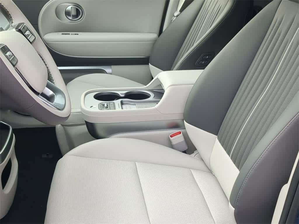 new 2026 Hyundai IONIQ 9 car, priced at $77,271