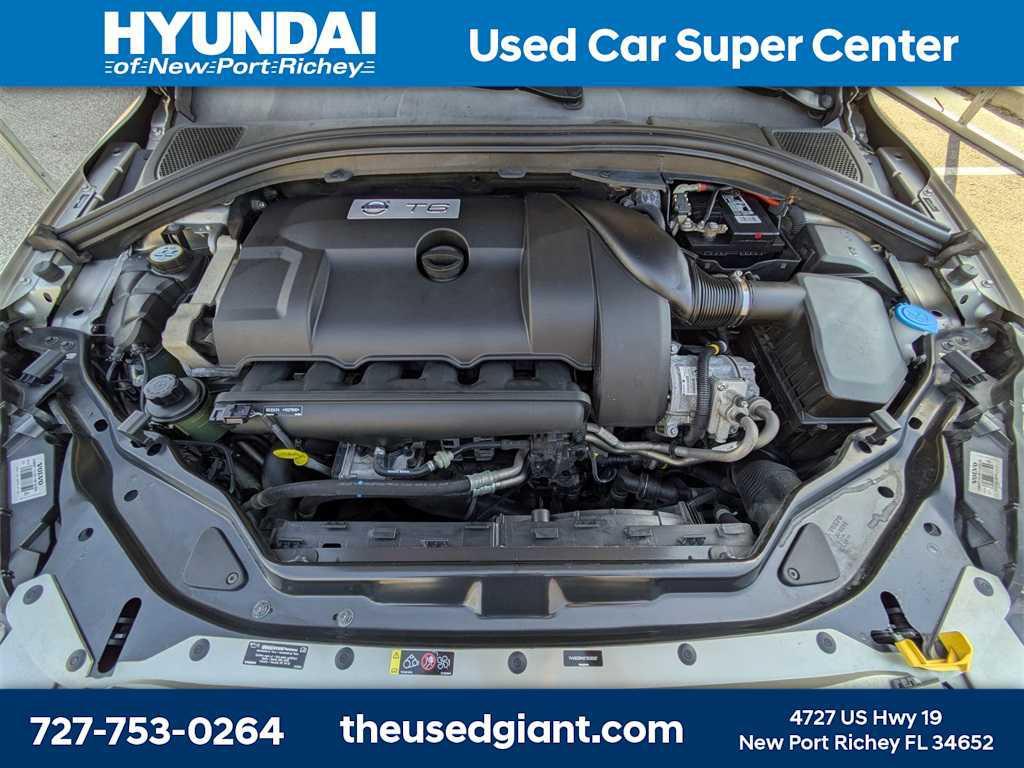 used 2015 Volvo XC60 car, priced at $11,376