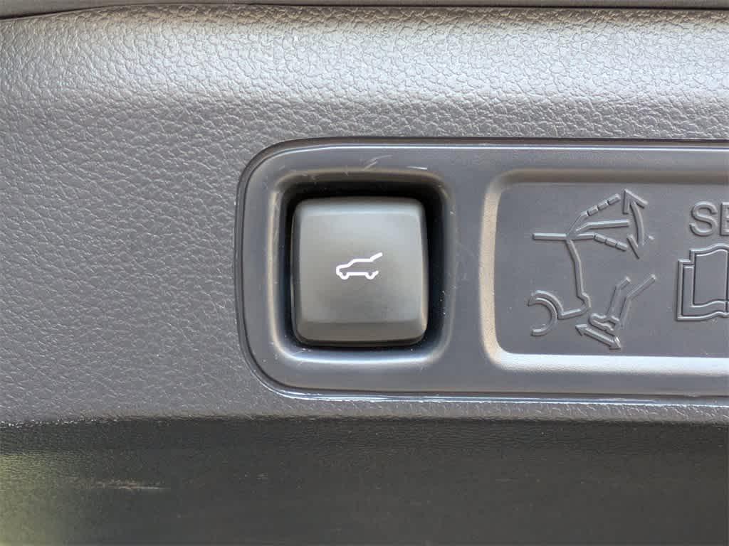 used 2023 Ford Expedition car, priced at $50,998