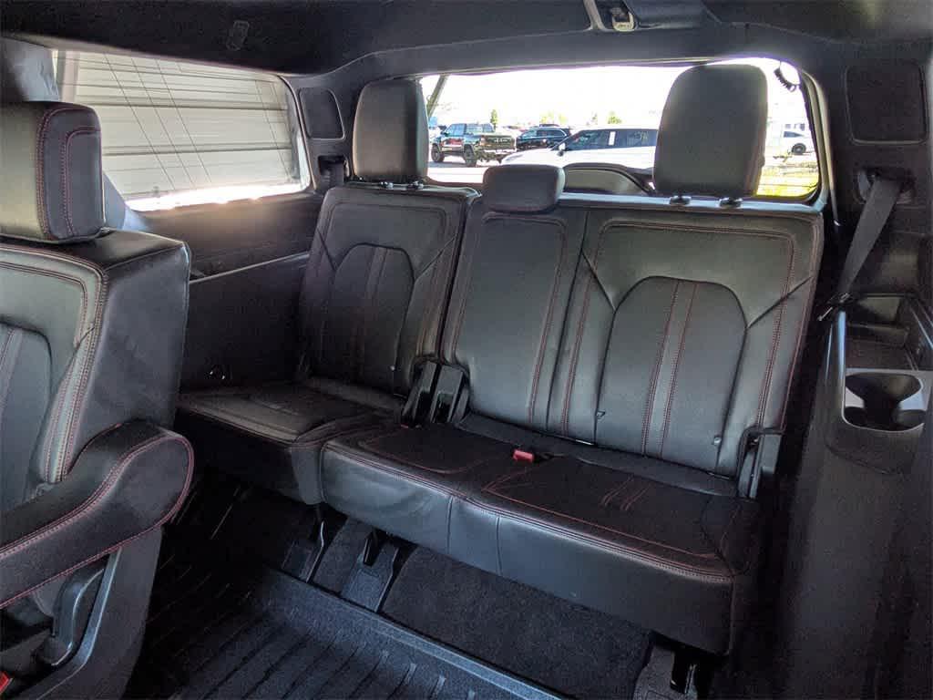 used 2023 Ford Expedition car, priced at $50,998