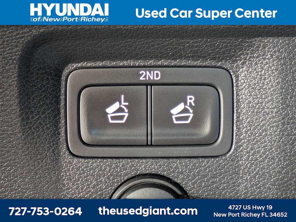 used 2023 Kia Telluride car, priced at $32,708