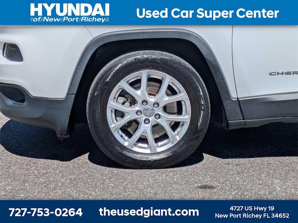 used 2014 Jeep Cherokee car, priced at $9,294