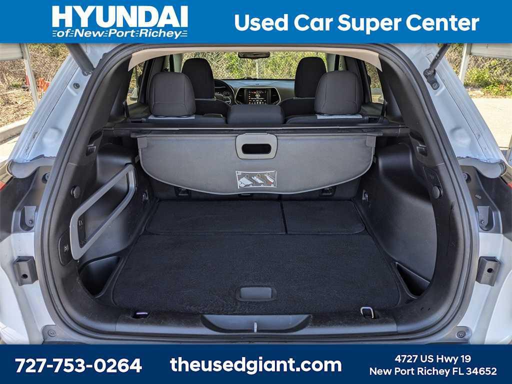 used 2014 Jeep Cherokee car, priced at $9,294