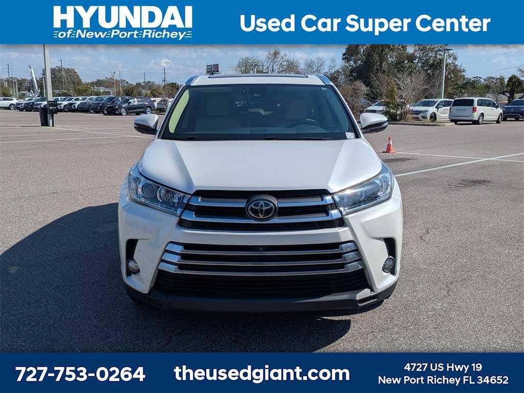 used 2017 Toyota Highlander car, priced at $21,440