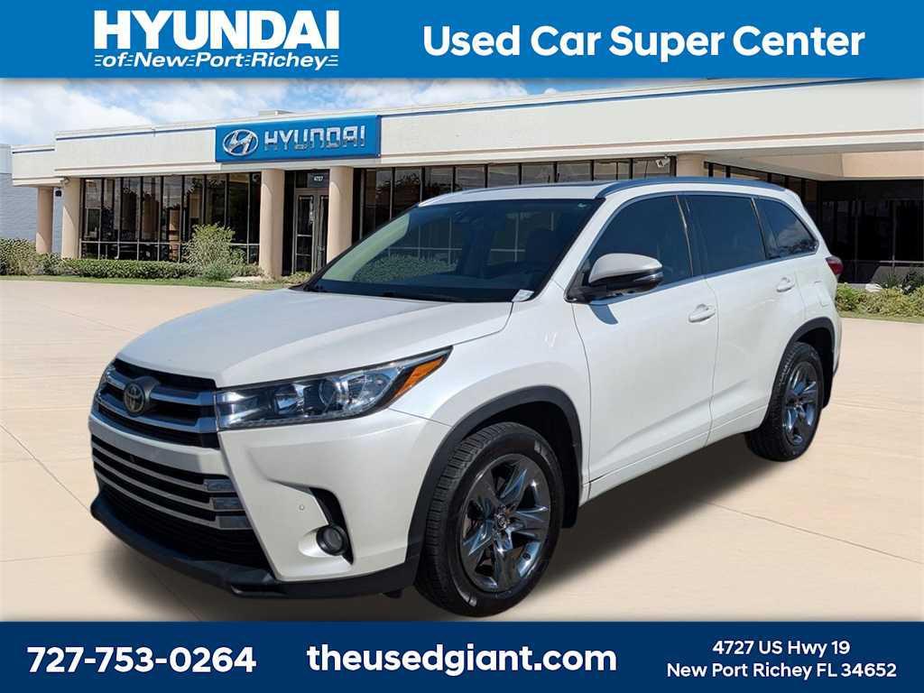 used 2017 Toyota Highlander car, priced at $21,440