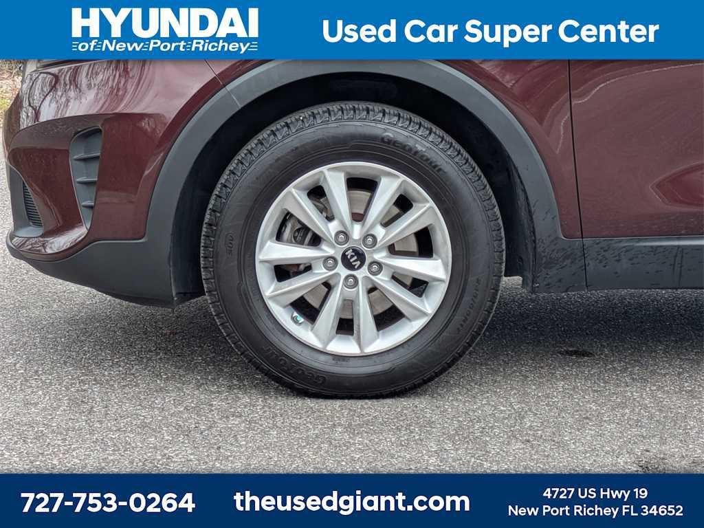 used 2019 Kia Sorento car, priced at $14,305