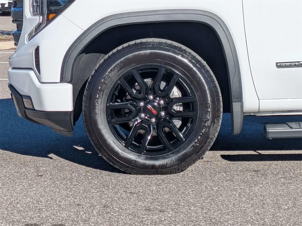 used 2025 GMC Sierra 1500 car, priced at $39,999