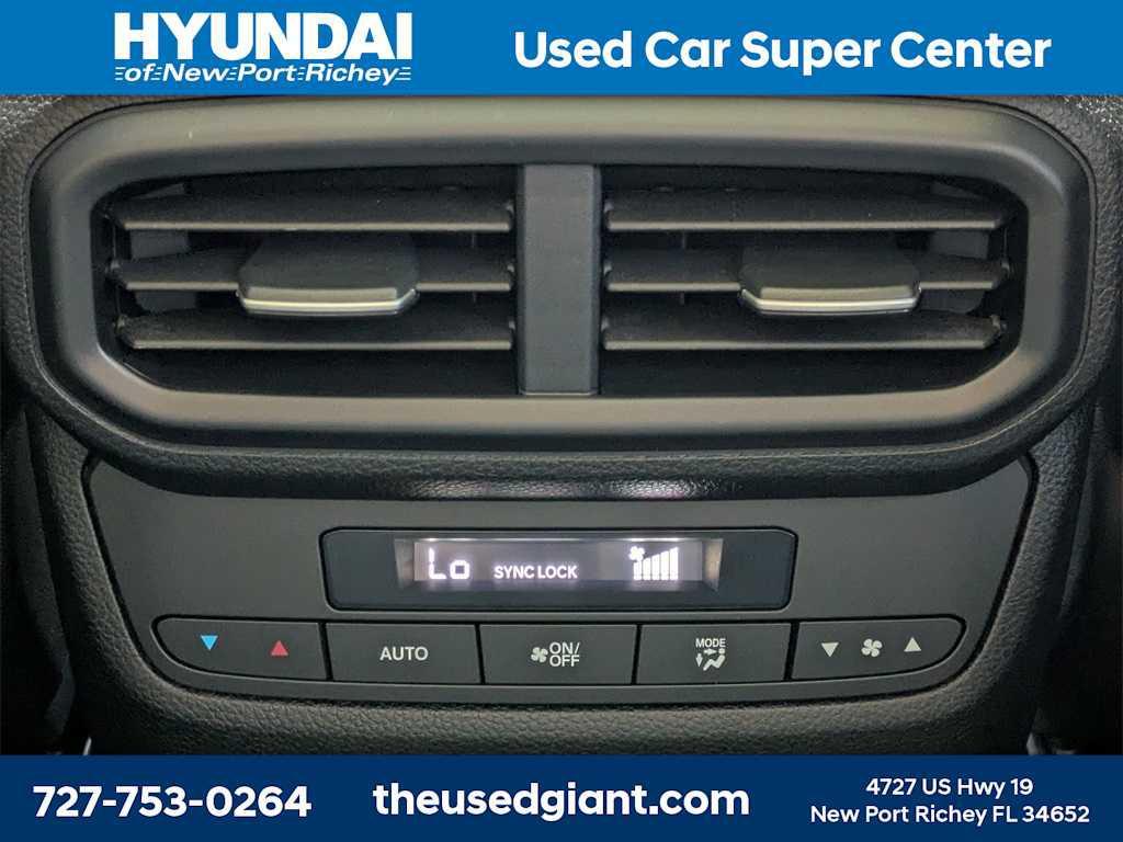 used 2025 Honda Pilot car, priced at $38,240