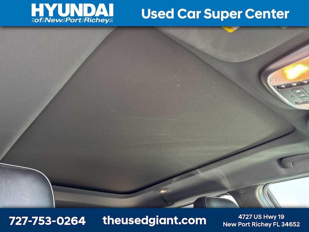 used 2017 Jeep Grand Cherokee car, priced at $16,243