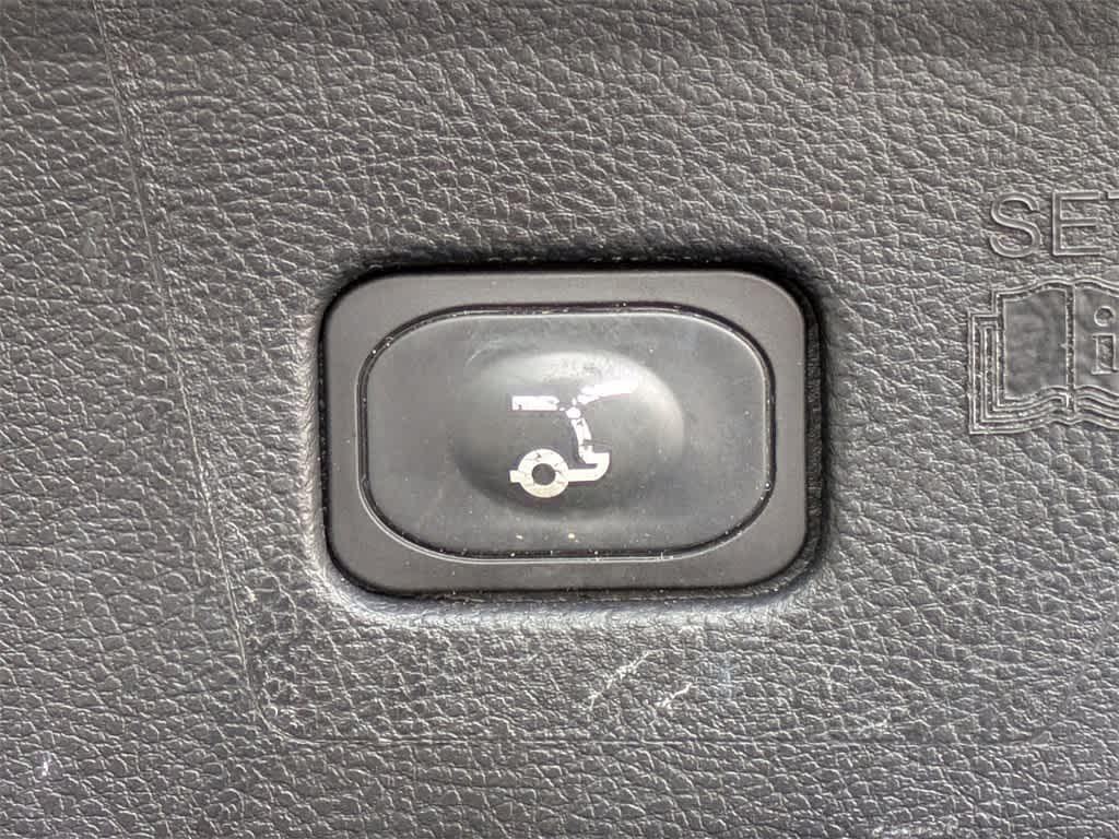 used 2023 Ford Edge car, priced at $18,998