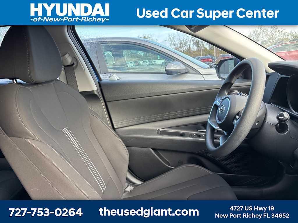 used 2023 Hyundai Elantra car