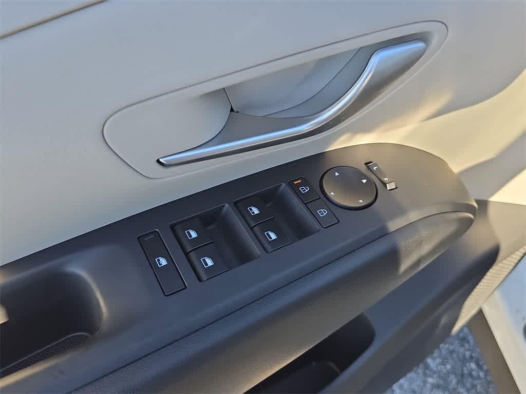 new 2026 Hyundai TUCSON Hybrid car, priced at $34,105