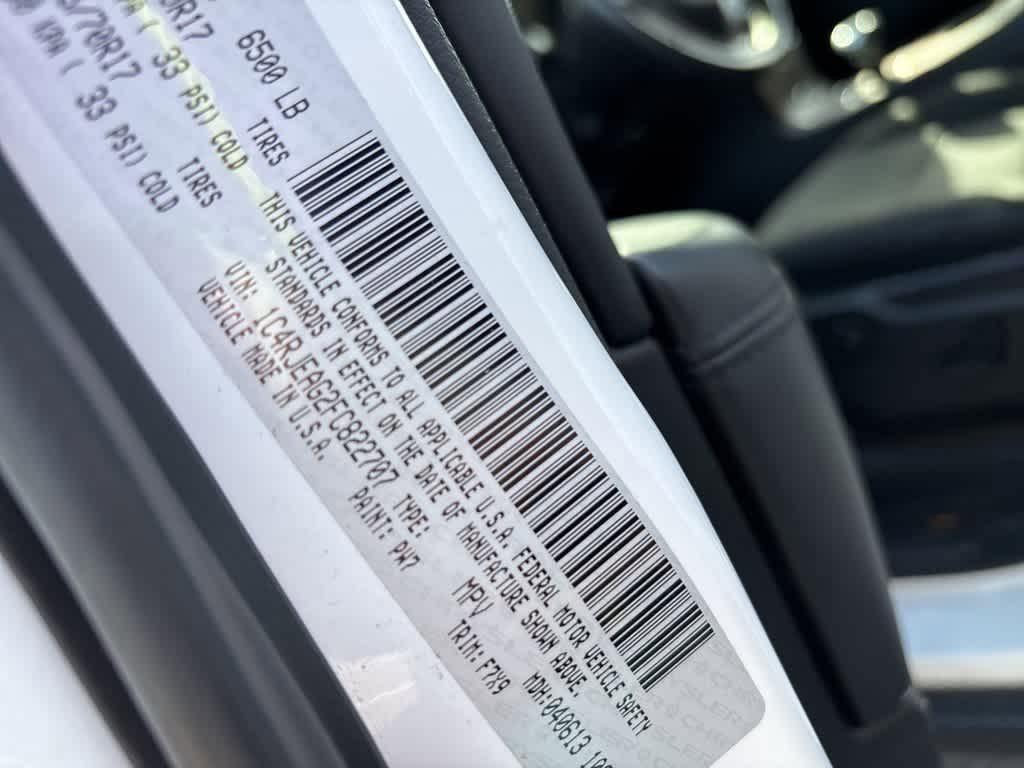 used 2015 Jeep Grand Cherokee car, priced at $7,440