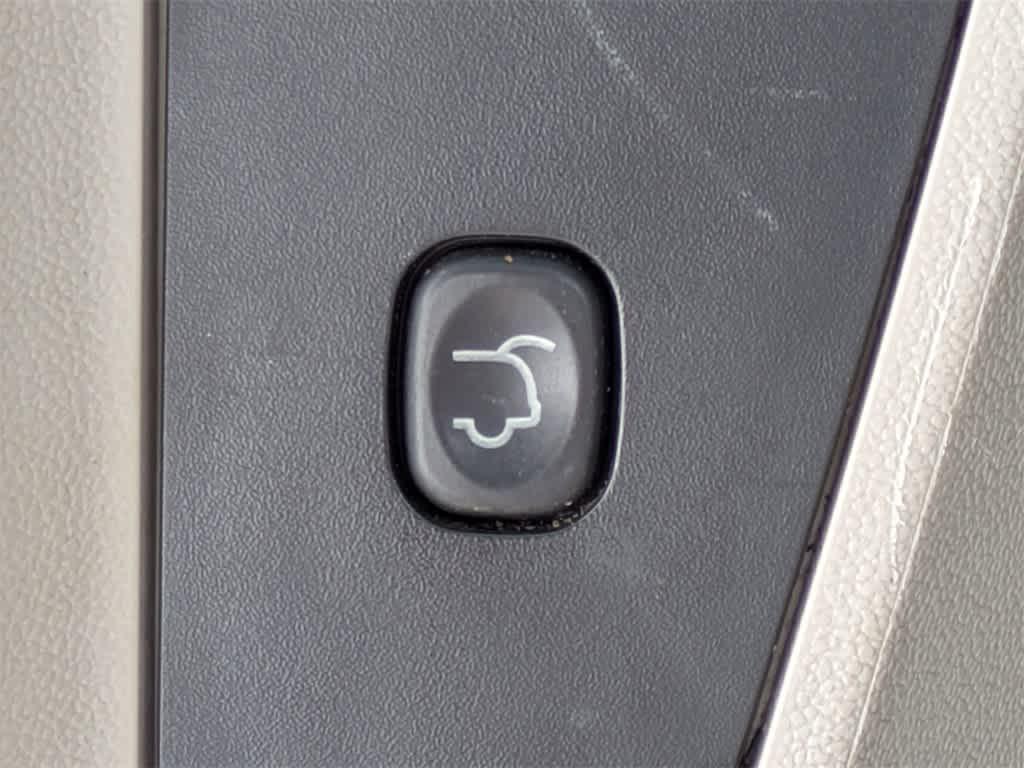 used 2016 Chrysler Town & Country car, priced at $3,998