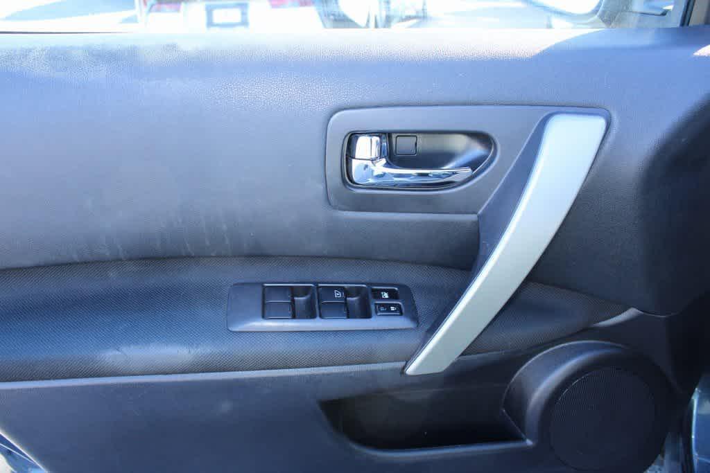 used 2013 Nissan Rogue car, priced at $7,594