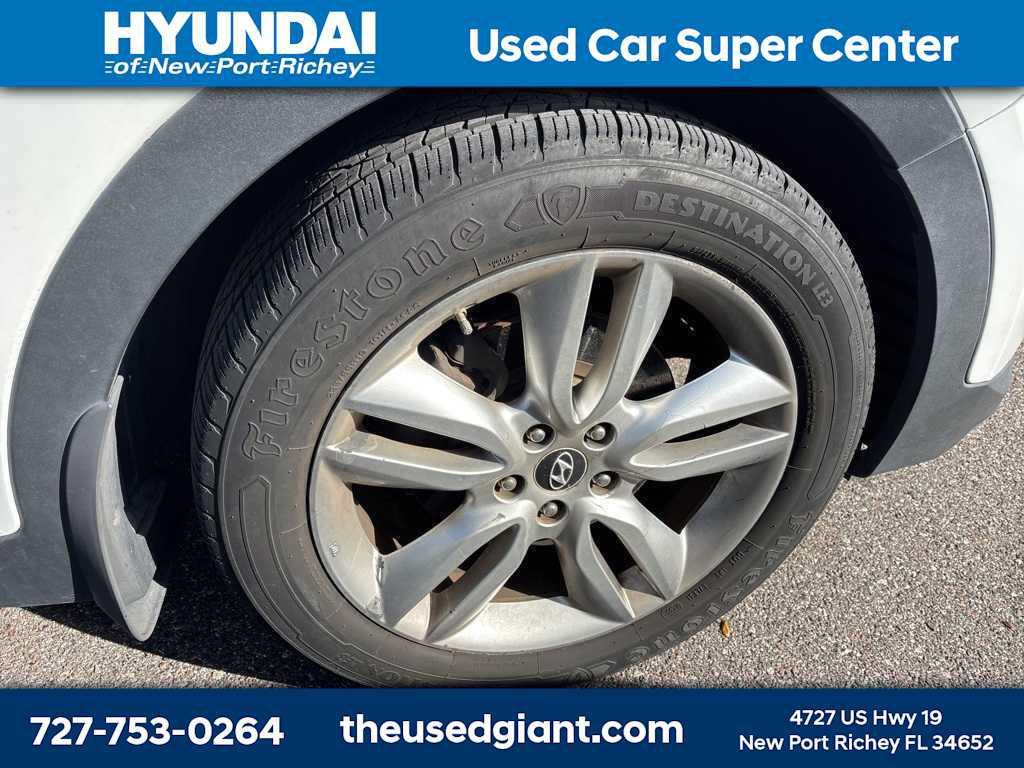 used 2013 Hyundai Santa Fe car, priced at $4,995