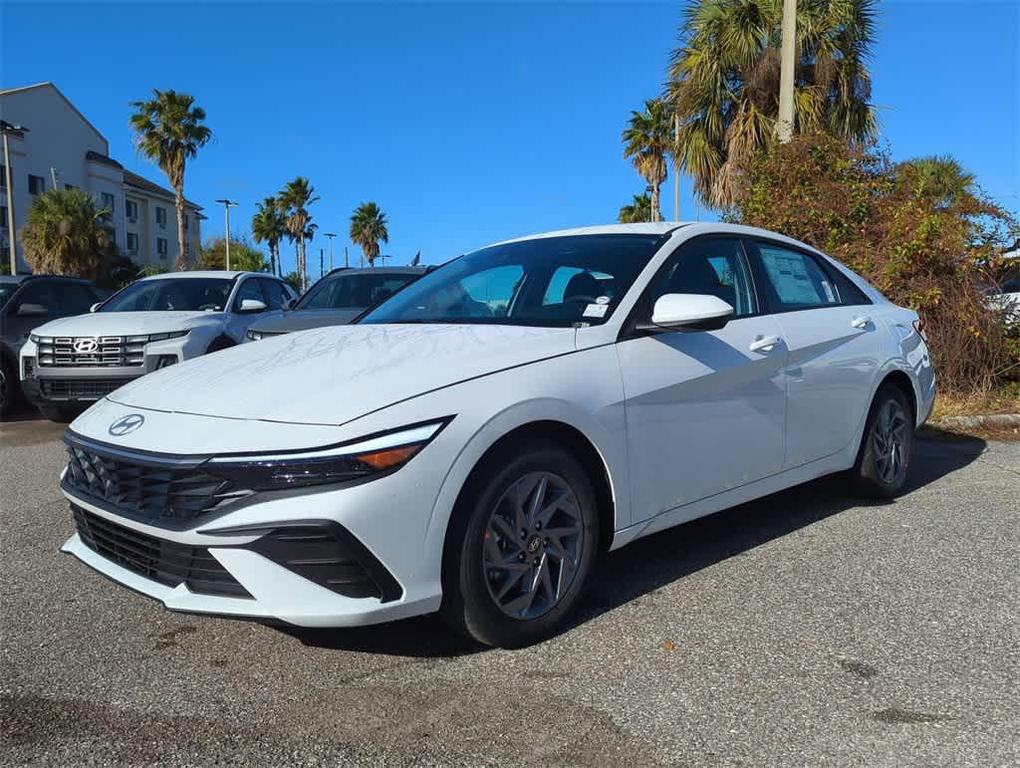 new 2026 Hyundai ELANTRA HEV car, priced at $26,838