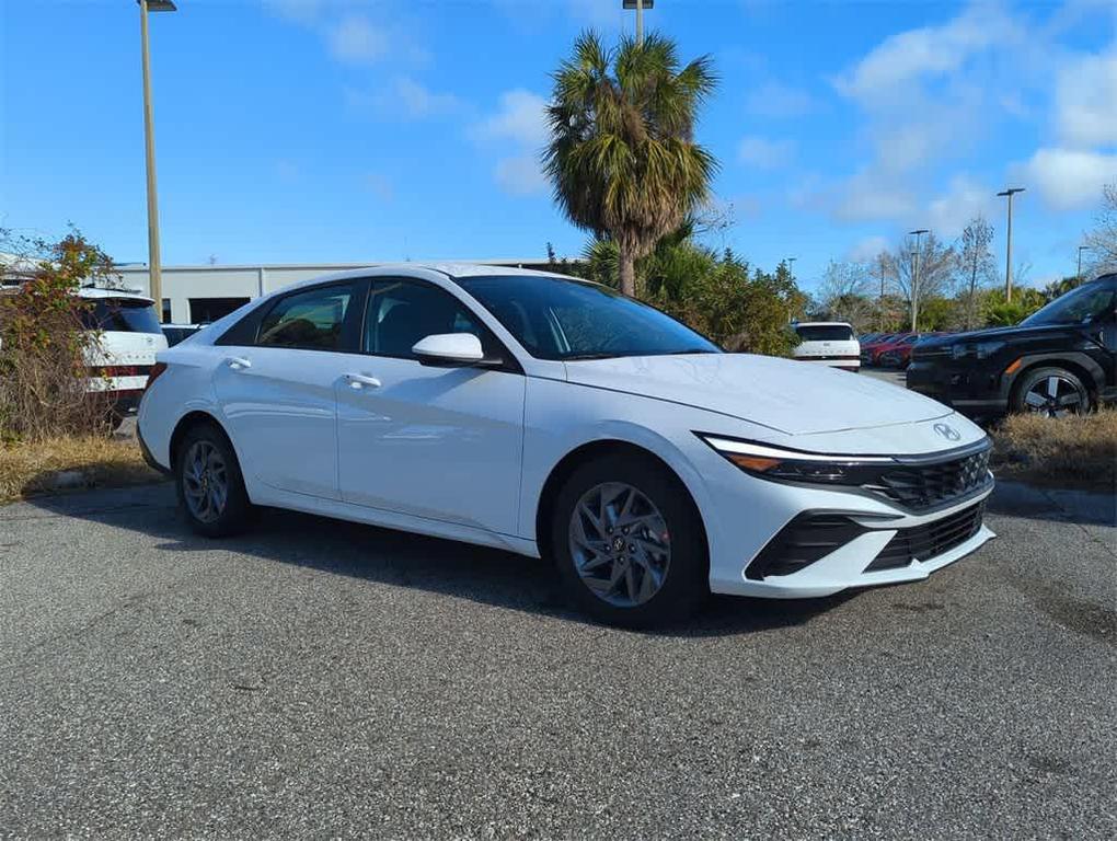 new 2026 Hyundai ELANTRA HEV car, priced at $26,838