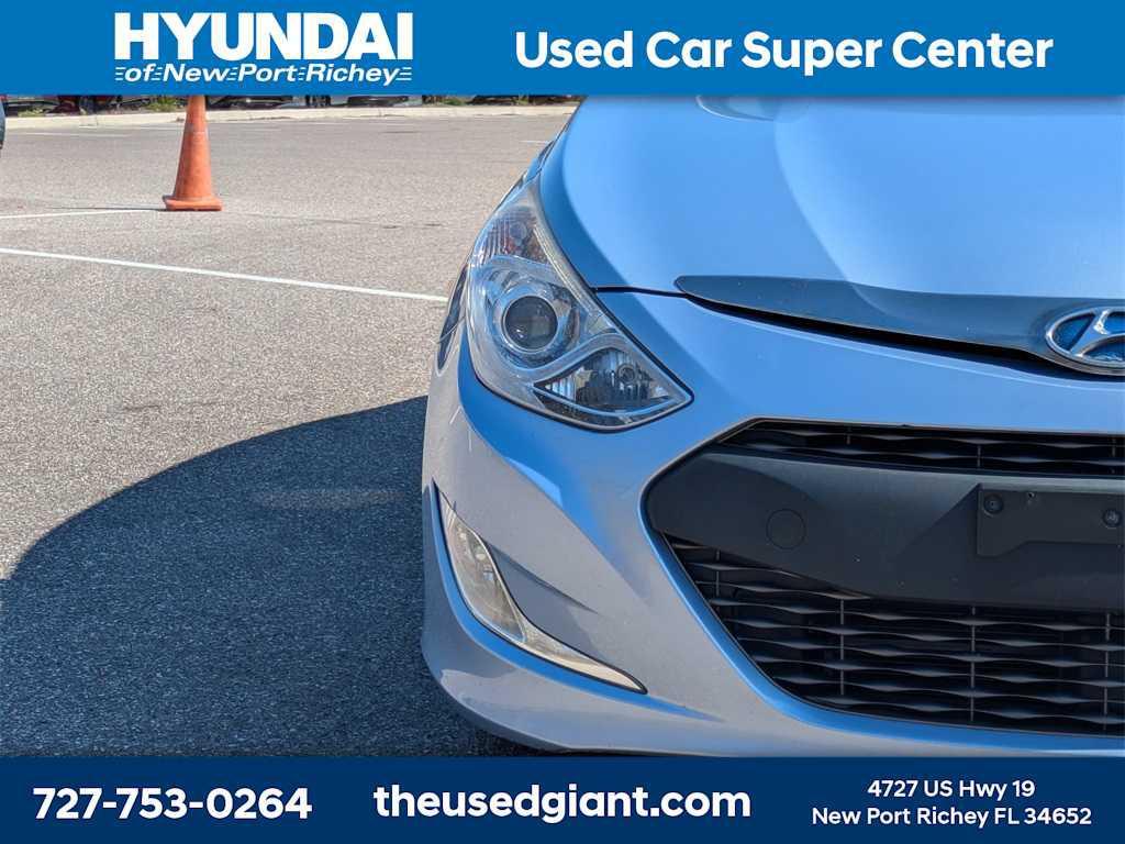 used 2013 Hyundai Sonata Hybrid car, priced at $6,541