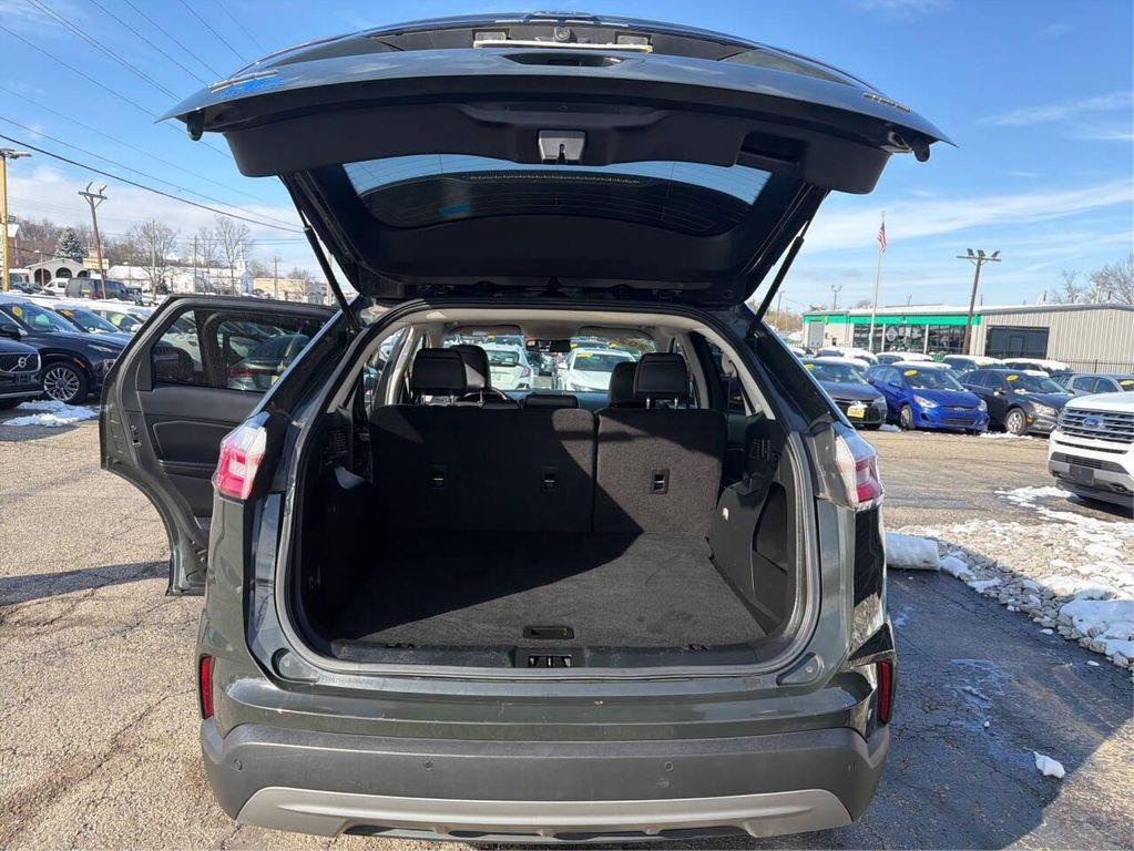 used 2024 Ford Edge car, priced at $22,995