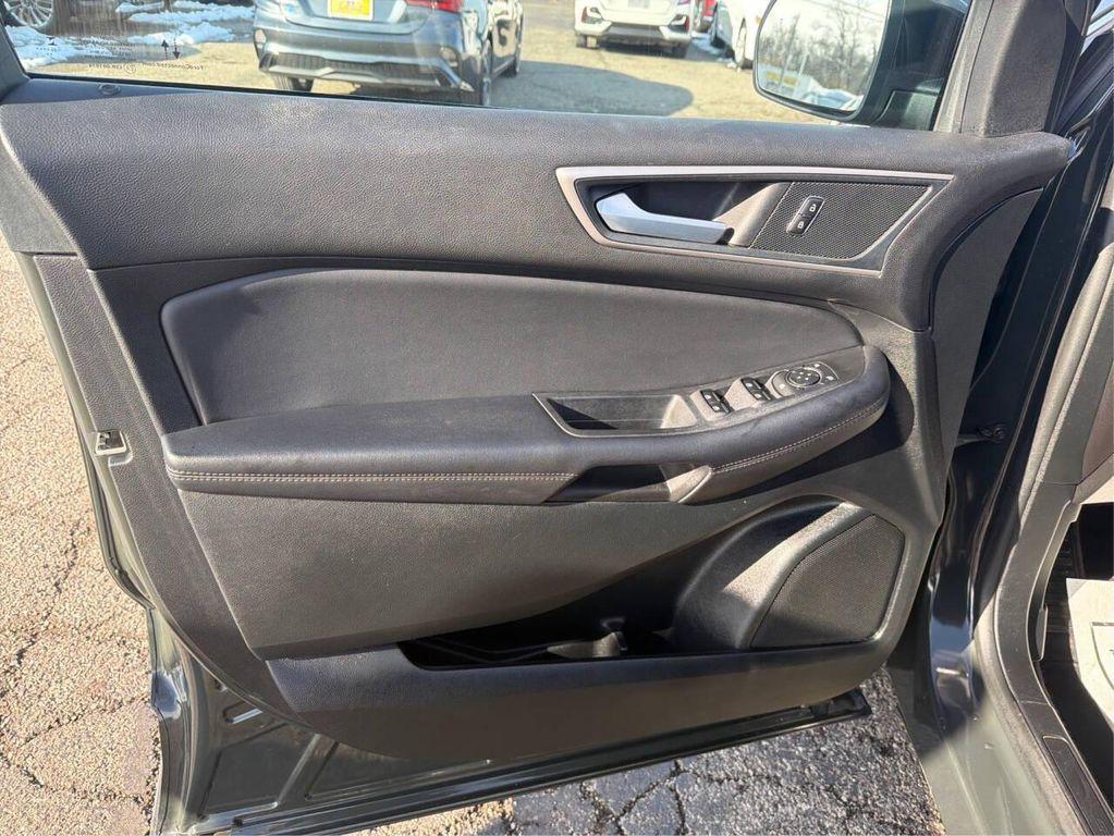 used 2024 Ford Edge car, priced at $22,995