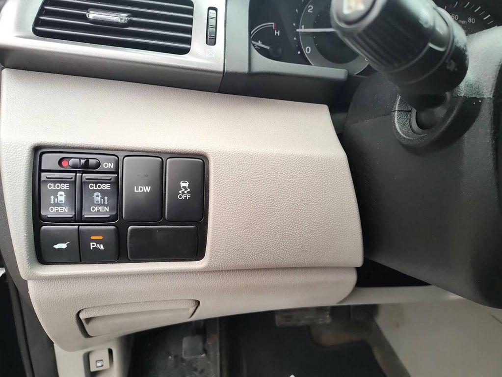 used 2014 Honda Odyssey car, priced at $10,995