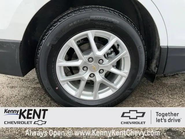 used 2023 Chevrolet Equinox car, priced at $21,514