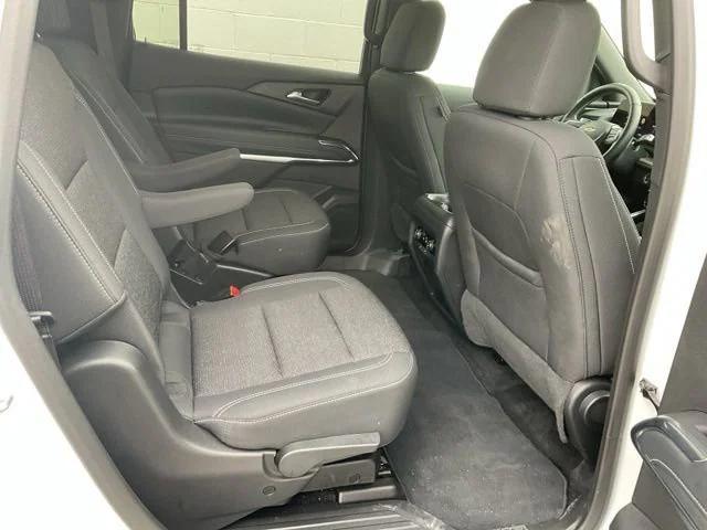 used 2025 Chevrolet Traverse car, priced at $33,275