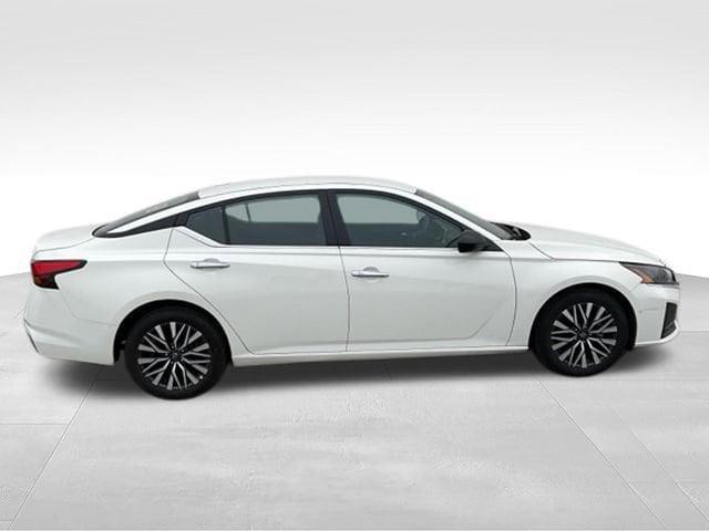 used 2025 Nissan Altima car, priced at $19,165