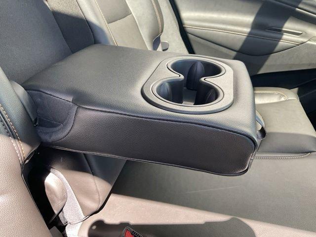 used 2021 Chevrolet Equinox car, priced at $21,927