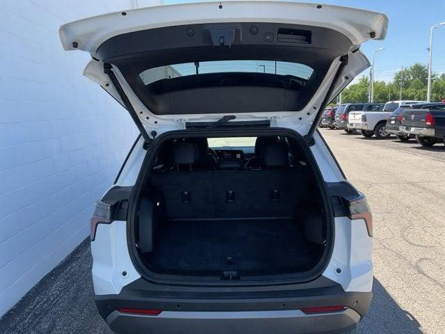 used 2025 Chevrolet Equinox car, priced at $24,153