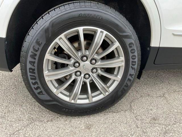 used 2017 Cadillac XT5 car, priced at $11,522