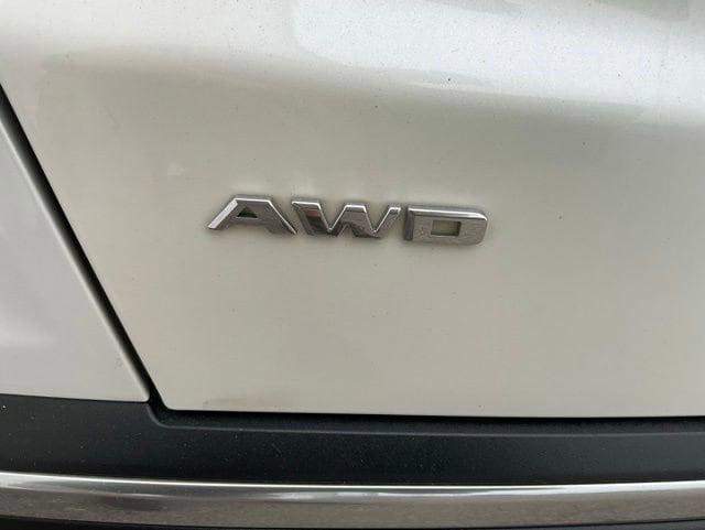 used 2017 Cadillac XT5 car, priced at $11,522