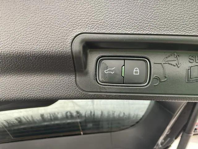 used 2022 Ford Explorer car, priced at $28,534