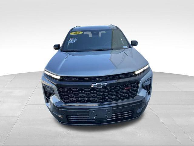 used 2025 Chevrolet Traverse car, priced at $50,970