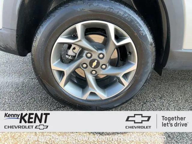 used 2025 Chevrolet Trax car, priced at $20,894