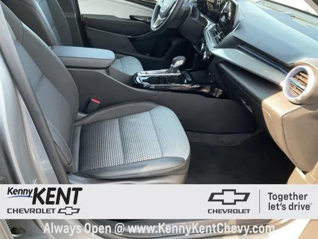 used 2025 Chevrolet Trax car, priced at $20,894