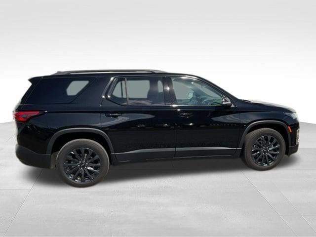used 2024 Chevrolet Traverse car, priced at $33,976